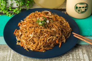 Stir fried rice vermicelli seasoned with homemade soy sauce served with choice of protein, eggs, fish cake (except Vegetable), bean sprouts, carrot and cabbage