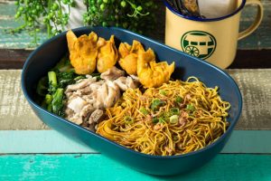 Tossed egg noodle served with choice of protein, minced prawn and chicken dumpling, choy sum in our homemade soy sauce.